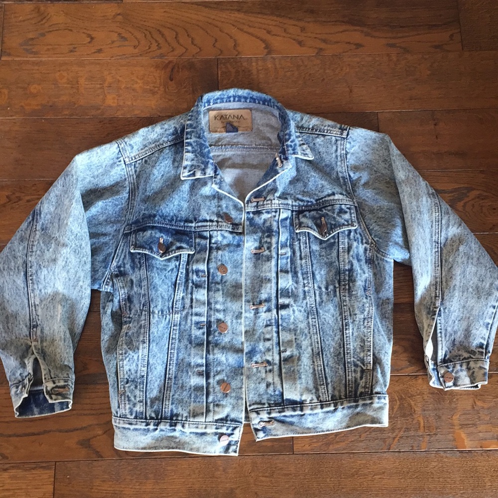 Vintage acid wash jean jacket